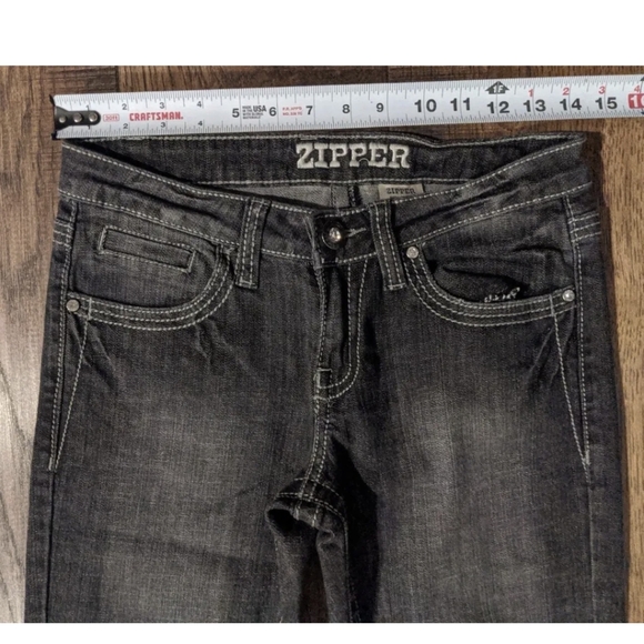 ZIPPER Brand Womens Dark Gray Wash Bootleg Jeans w/ Studs & Rhinestones - Size 5 - Picture 12 of 16